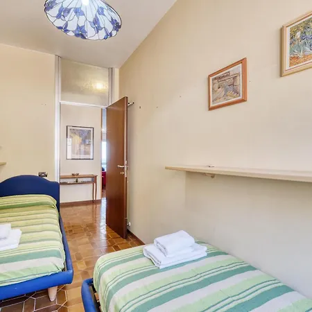 Casa 3 Ponti With Sea-view Balcony And Parking - Happy شقة سانريمو